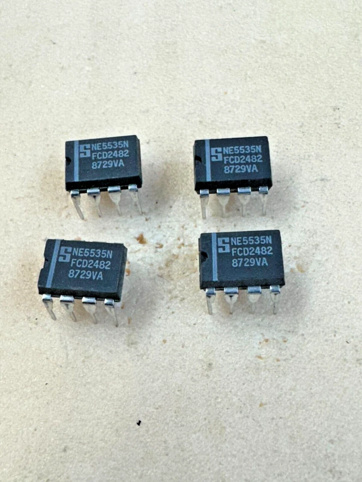 (4PCS) SIGNETICS NE5535N IC 8 PIN - Изображение 1 из 1