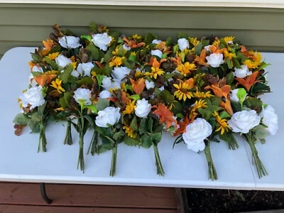 24 Orange, Brown, yellow, white, green, floral wedding centerpieces & burlap.  - Image 1 of 4