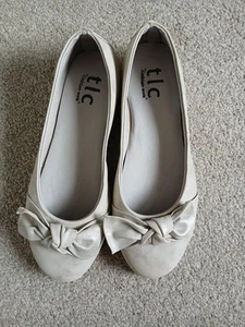 Cushion Walk size 5E Women's Flat Slip-On Shoes - Picture 1 of 5