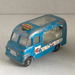 Lesney / Matchbox No. 47 - COMMER ICE CREAM VAN - LYONS MAID Livery. - Picture 1 of 8