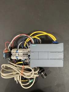 Siemens PLC Trainer S7-1200 CPU 6ES7 215-1BG40-0XB0 TIA V20 Pro PLC HMI Motion - Bild 1 von 14