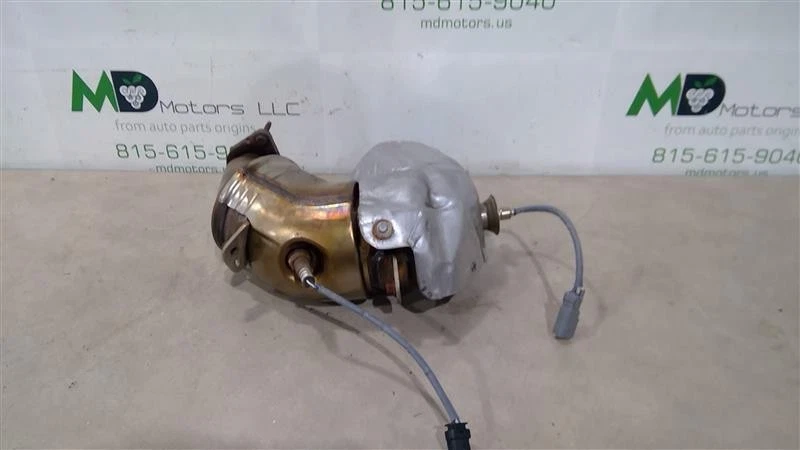 Convertidor catalítico de tres vías Buick Encore GX 2020-2024 55515139 Foto 1 de 4