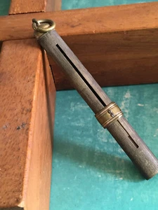 Ancien Porte Crayon à Papier de Châtelaine Coulissant - Foto 1 di 3