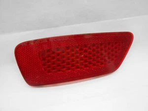 Chrysler Mopar Left Side Reflector OEM 6629032706 / 57010721AC DZ0117 - Imagen 1 de 6