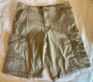 Lee Dungarees Youth Teen Boys Kids Size 16 Husky Tan Cargo Shorts Gently used - Picture 1 of 8