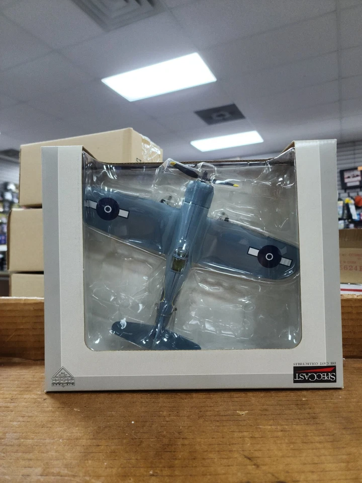 Banco diecast SpecCast F4U-1 Corsair 1997 Foto 1 de 3