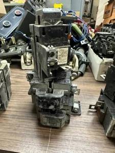 ITE Bulldog Pushmatic P230 Circuit Breaker 2-Pole 30A 240V W69 - Picture 1 of 1