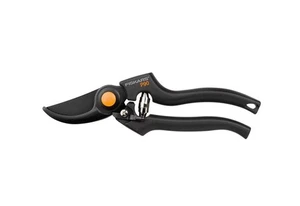 Fiskars P90 Bypass Pro Gartenschere - Schwarz - Bild 1 von 6