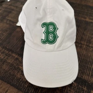 Limited Edition Boston Red Sox Baseball Hat St. Patrick’s Day White Green - Picture 1 of 6
