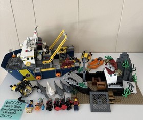 Lego City - Deep Sea Exploration Vessel - 60095 - 100% Complete - 2015