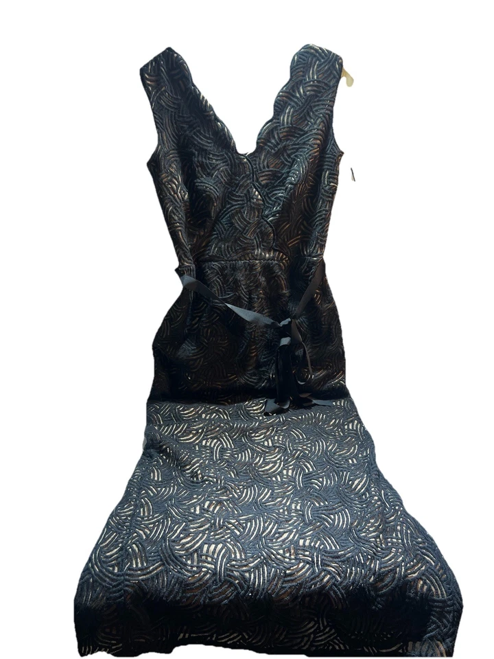 NUEVO CON ETIQUETAS TADASHI SHOJI Vestido de Crepé Negro de Malla Bordada con abertura lateral Talla 10 Foto 1 de 4