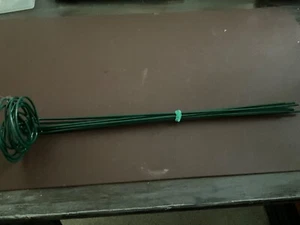 9 pcs Plant Support Stakes Garden Flower Veg Single Stem Support Stake 16" - Picture 1 of 1