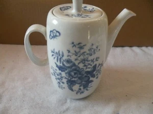 ROYAL WORCESTER RHAPSODY 1975 TEA / COFFEE POT 32OZ MADE IN ENGLAND - Picture 1 of 5