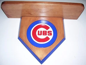 Bobble Heads Chicago Cubs Estante de exhibición para el hogar Estante de cerezo manchado 18 x 5 1/2 - Imagen 1 de 4