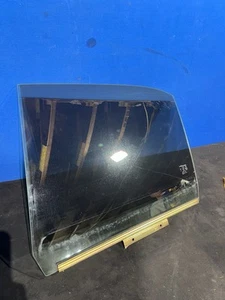 2001-2005 LEXUS IS300 DOOR WINDOW GLASS REAR LEFT DRIVER SIDE TINTED - Picture 1 of 7