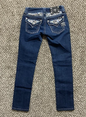 Pantalones de mezclilla Miss Me para mujer talla 25 recortados ajustados estilo JE5758Y3 color DK 52C Foto 1 de 4