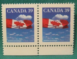 MNH Attached Pair-39c Canadian Flag Over Clouds-Scott #1166-Issued 1989 - Picture 1 of 2