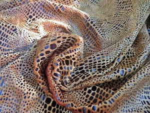 ~1.5 yds. Fascinating Lizard/Snake With Subtle Glitter Stretchy Knit ~60" Wide - Picture 1 of 4