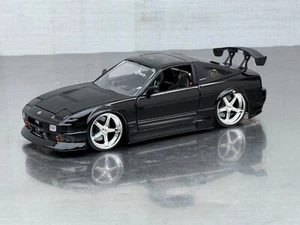 Raro Nissan 240SX negro brillante escala 1/24 Jada Toys sin calcomanías de patrocinador gráficos - Imagen 1 de 24