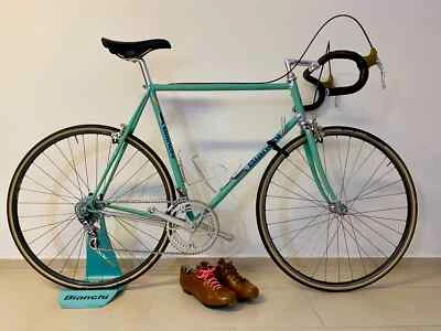 BIANCHI Specialissima / Size 60 / Cobalto Brakes / Renewed / LÉroica ready - Image 1 of 4