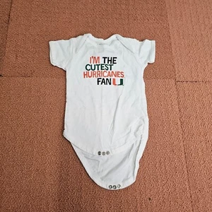 University of Miami Hurricanes Ich bin der süßeste Fan Baby 6 m weiß Body S8a - Bild 1 von 4