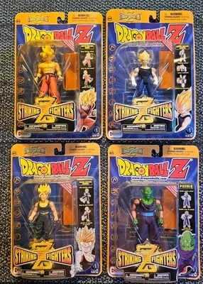 Irwin Toys Dragon Ball Z Striking Fighters Serie 1 Goku Vegeta, Trunks, Piccolo Foto 1 de 4