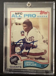 LAWRENCE TAYLOR GIANTS SIGNED 1982 TOPPS ROOKIE CARD #434 Autographed Autograph - Picture 1 of 2
