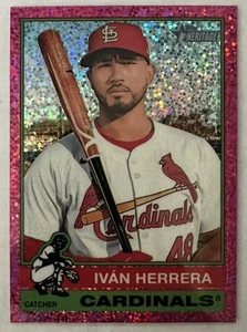 Tarjeta Topps Heritage Pink Sparkle 2025 #252 Ivan Herrera St Louis Cardinals - Imagen 1 de 6