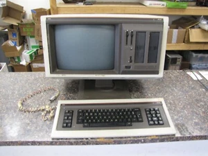 Rare Vintage 1983 Philips 3000 Computer System Type 43004 VDU with 3000 Keyboard - Afbeelding 1 van 12