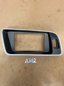 2009 - 2013 Audi Q5 Display Screen Surround Bezel OEM 8R1857186P - Bild 1 von 9