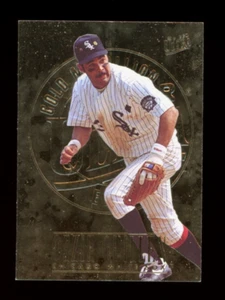 1996 FLEER Ultra OZZIE GUILLEN Gold Medallion Parallel #38 Chicago White Sox - Picture 1 of 2
