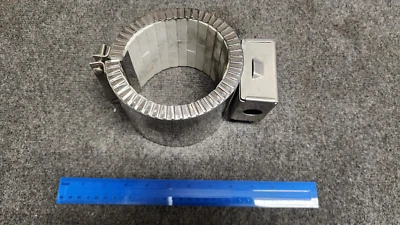 B43986 Calentador de Banda Cerámica Aislado 4 1/2" X 4" 2000W/230V; 4 DISPONIBLES!! Foto 1 de 2