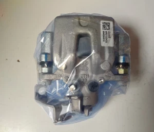 Original Hyundai i30 O/S/R Bremssattel und Träger hinten rechts OE-58400-A6310 - Bild 1 von 3
