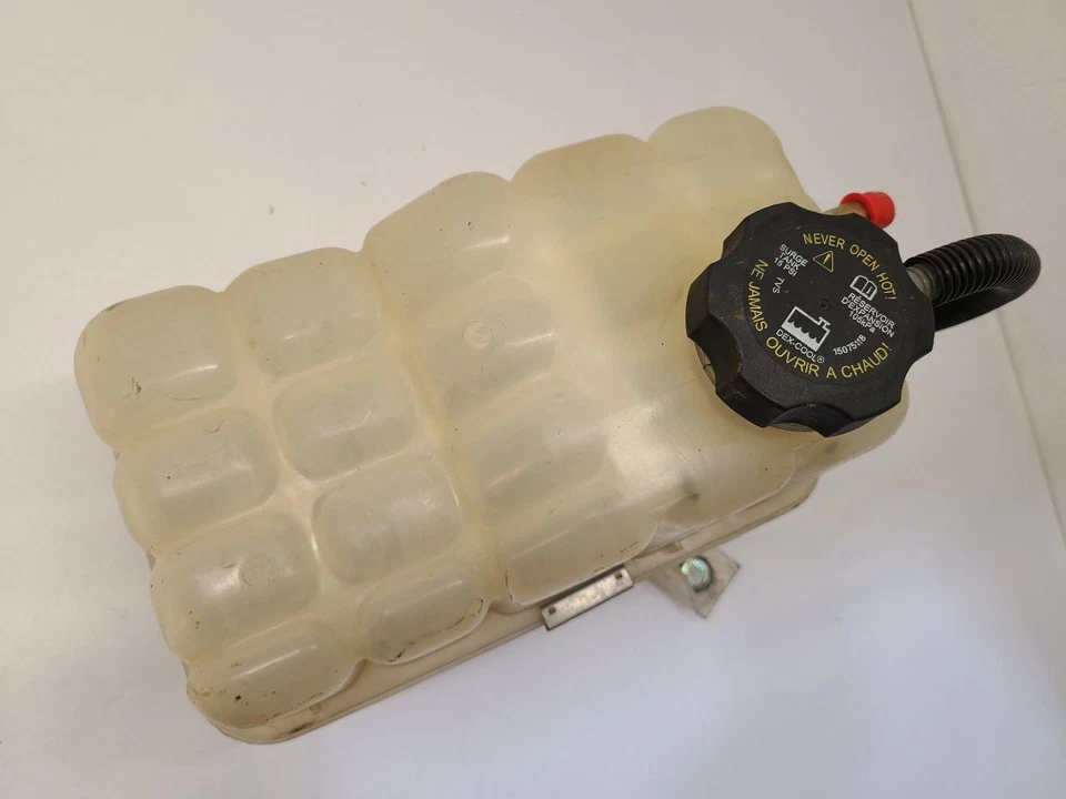 1999-2007 GMC SIERRA 2500 PICKUP Coolant Reservoir Classic Style 15808716 Foto 1 de 4