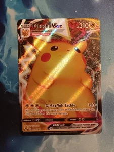 Pokemon TCG Pickachu VMAX 044/185 Vivid Voltage Full Art Holo Ultra Rare NM Mint - Picture 1 of 2