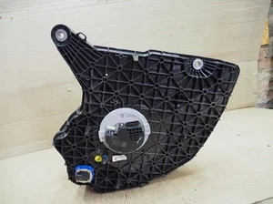 8W0131878BP AUDI A4 B9 AdBlue tank mit Pumpe - Bild 1 von 7