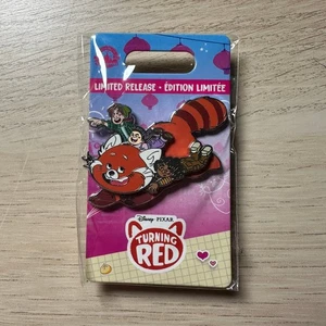 Spilla Disney che diventa rossa edizione limitata spilla a strati LR - Foto 1 di 6