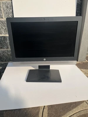 HP  PRO ONE 600 G2 21,5" All In One - Immagine 1 di 4