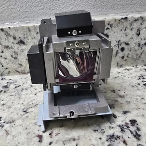 VIEWSONIC Projector Replacement Lamp RLC-106 Bulb - Picture 1 of 5