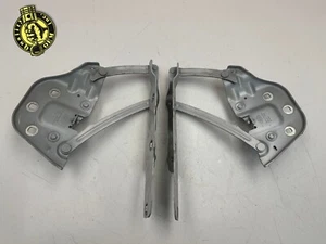 2018-2025 LAND RANGE ROVER VELAR L560 FRONT LEFT RIGHT HOOD HINGES PAIR WHITE OE - Picture 1 of 8