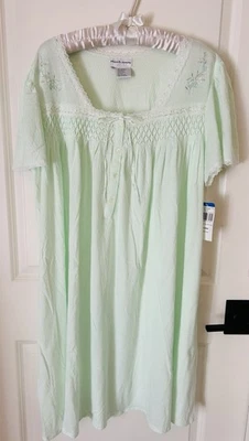Miss Elaine S/S Nightgown Lt. Green County Garden Cottagecore XL NWT - Image 1 of 4