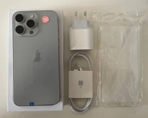 Apple iPhone 15 Pro Max – 256GB – Titan Natur (Ohne SIM-Lock) + Ladegerät und Ad - Zdjęcie 1 z 7