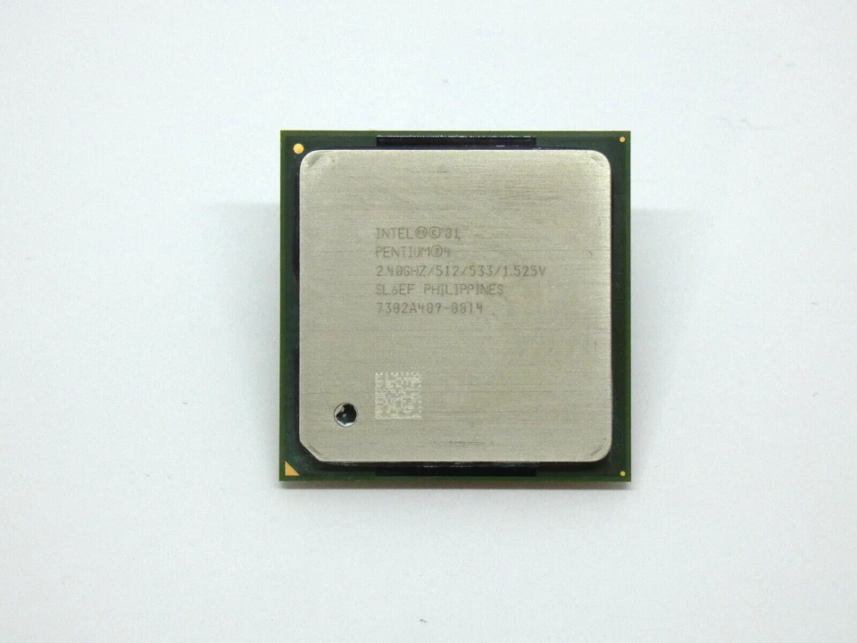 Intel Pentium 4 2,4 GHz SL6EF - Socket 478 - Immagine 1 di 1