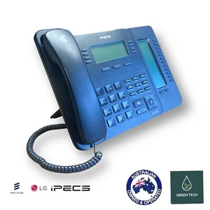 iPECS ERICSSON-LG LIP-9030 IP Paperless Phone w/ LIP-9024LSS Console Back Stand - Foto 1 di 8
