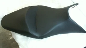 SELLA BIPOSTO NERA 991 APRILIA SHIVER 750 86027900NA - Imagen 1 de 1