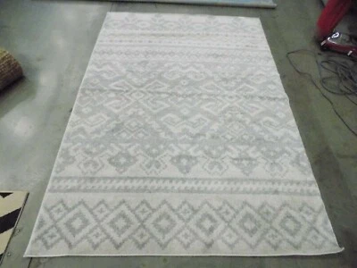 IVORY / SILVER 5'-1" X 7'-6" Stained Rug Reduced Price 1172585903 ADR107B-5 - Image 1 of 3