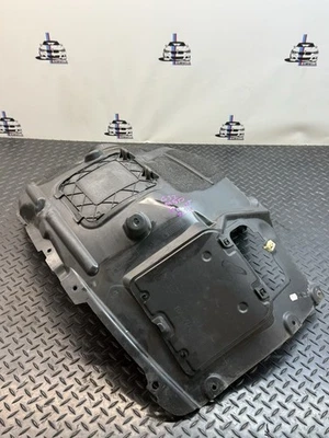 BMW 6 SERIES G32 M SPORT FRONT WHEEL ARCH LINER DRIVER RIGHT 7374740 - Image 1 of 4