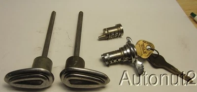 Juego de cerraduras Kaiser Frazer 1950 1951 NOS 2 cerraduras de puerta un encendido Foto 1 de 3