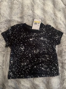 The Nike Tee - Girls Small - Black With Silver Foil - NWT - Picture 1 of 5