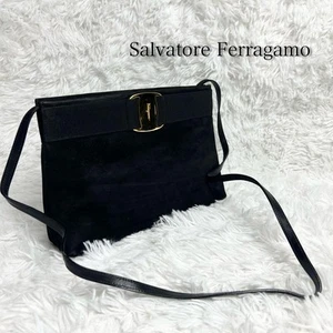 Salvatore Ferragamo Handtasche Schultertasche Wildleder wandelbar schwarz gold gebraucht authentisch - Bild 1 von 11